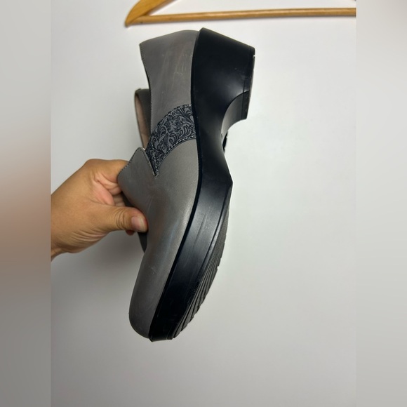 Dansko Women’s Mary Jane Clogs Size 39 Leather Minimalist Comfortable Natural - Picture 6 of 11